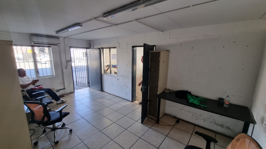 Commercial Property for Sale in Airport Industria Western Cape